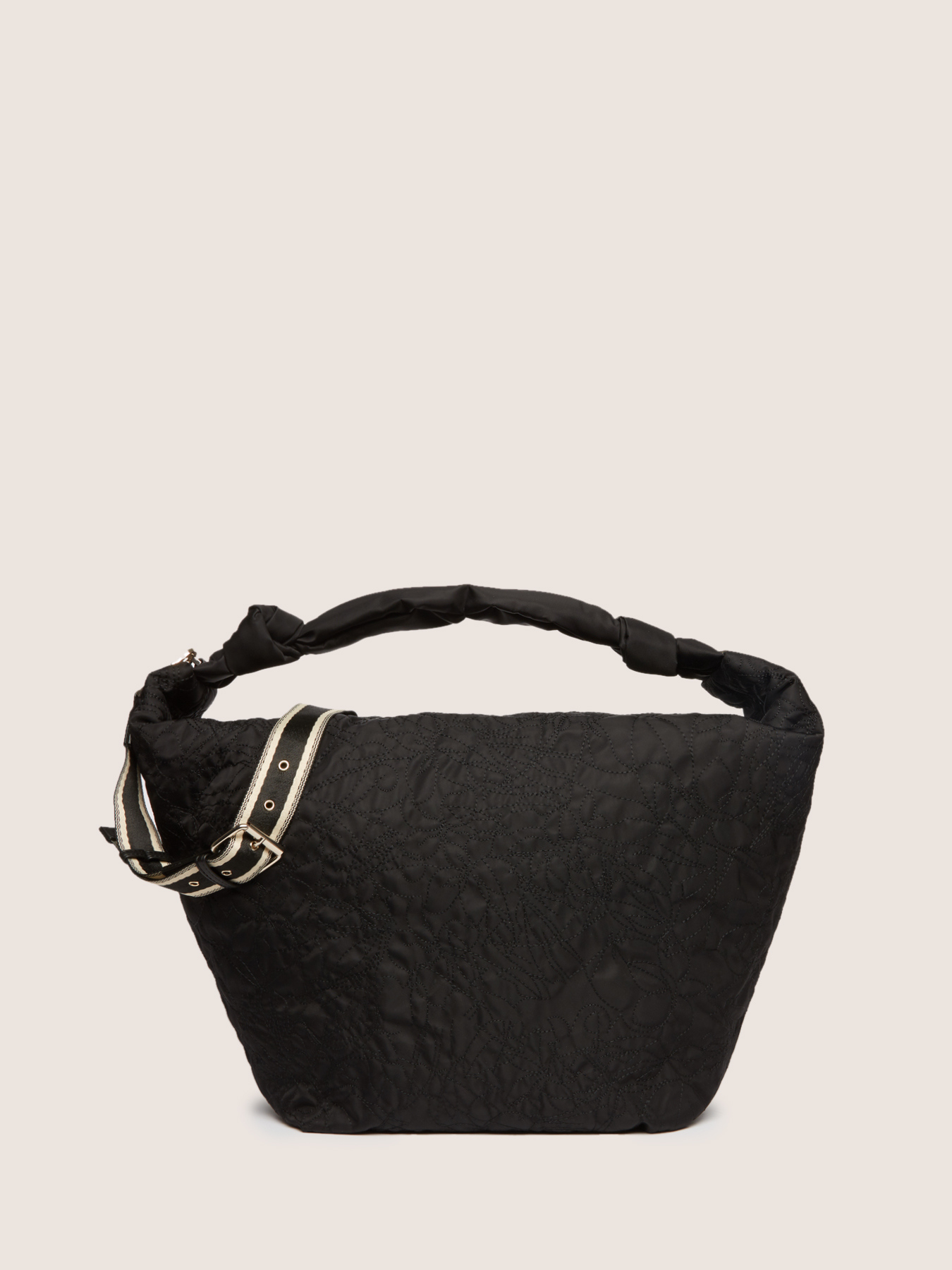 Sac en tissu brod&eacute; image number 1