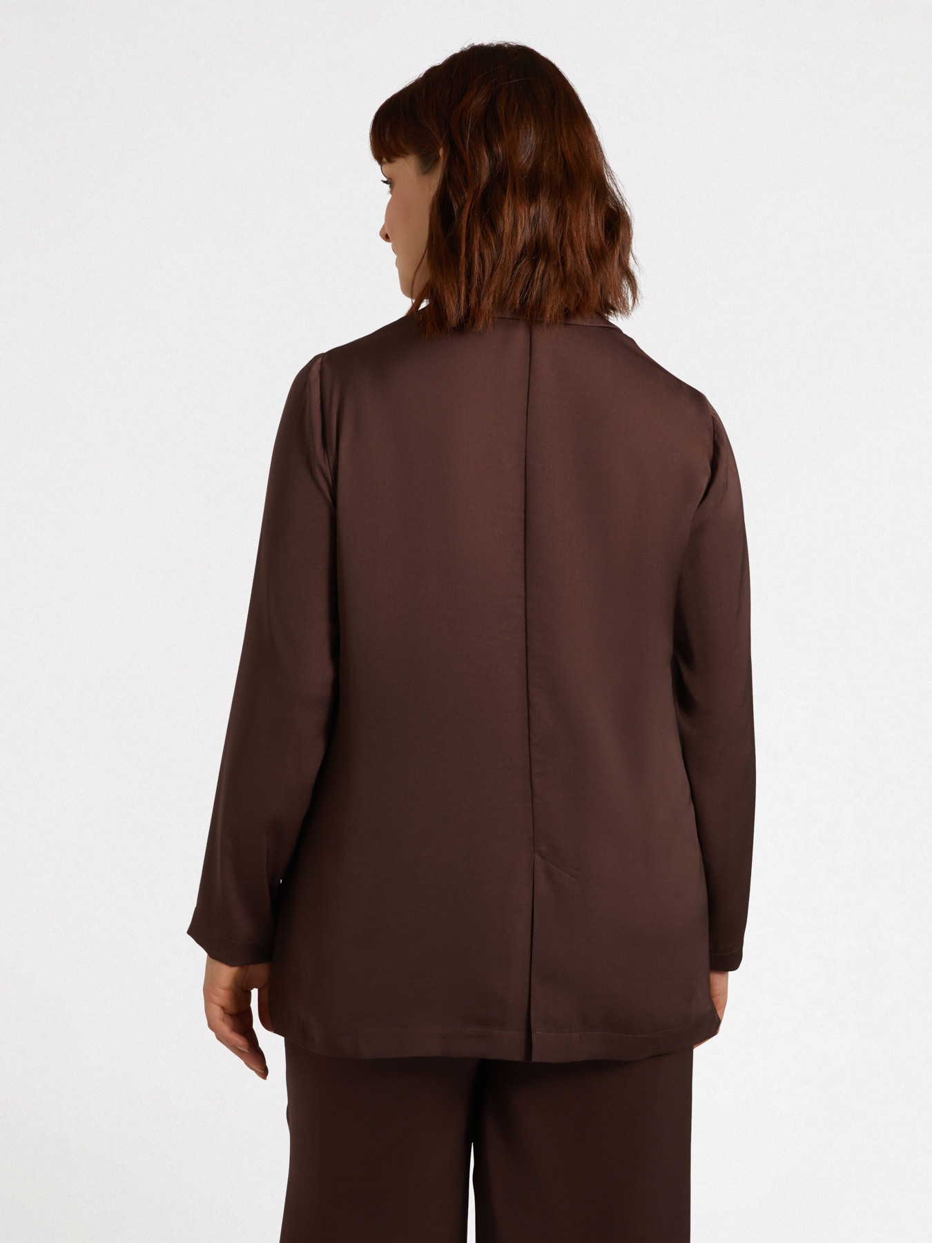 Blazer ligera de raso image number 1