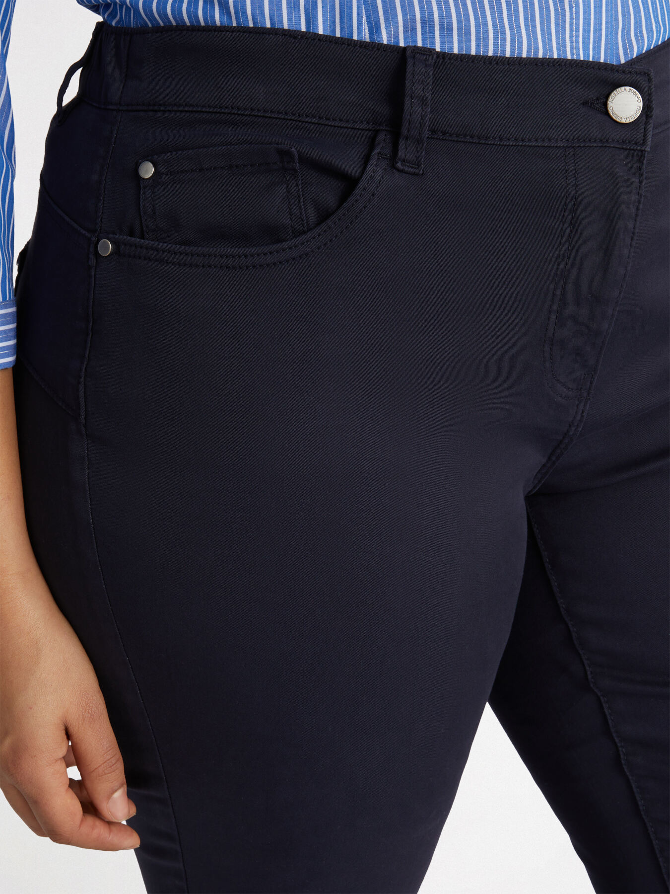 Skinny pants in cotton blend image number 3