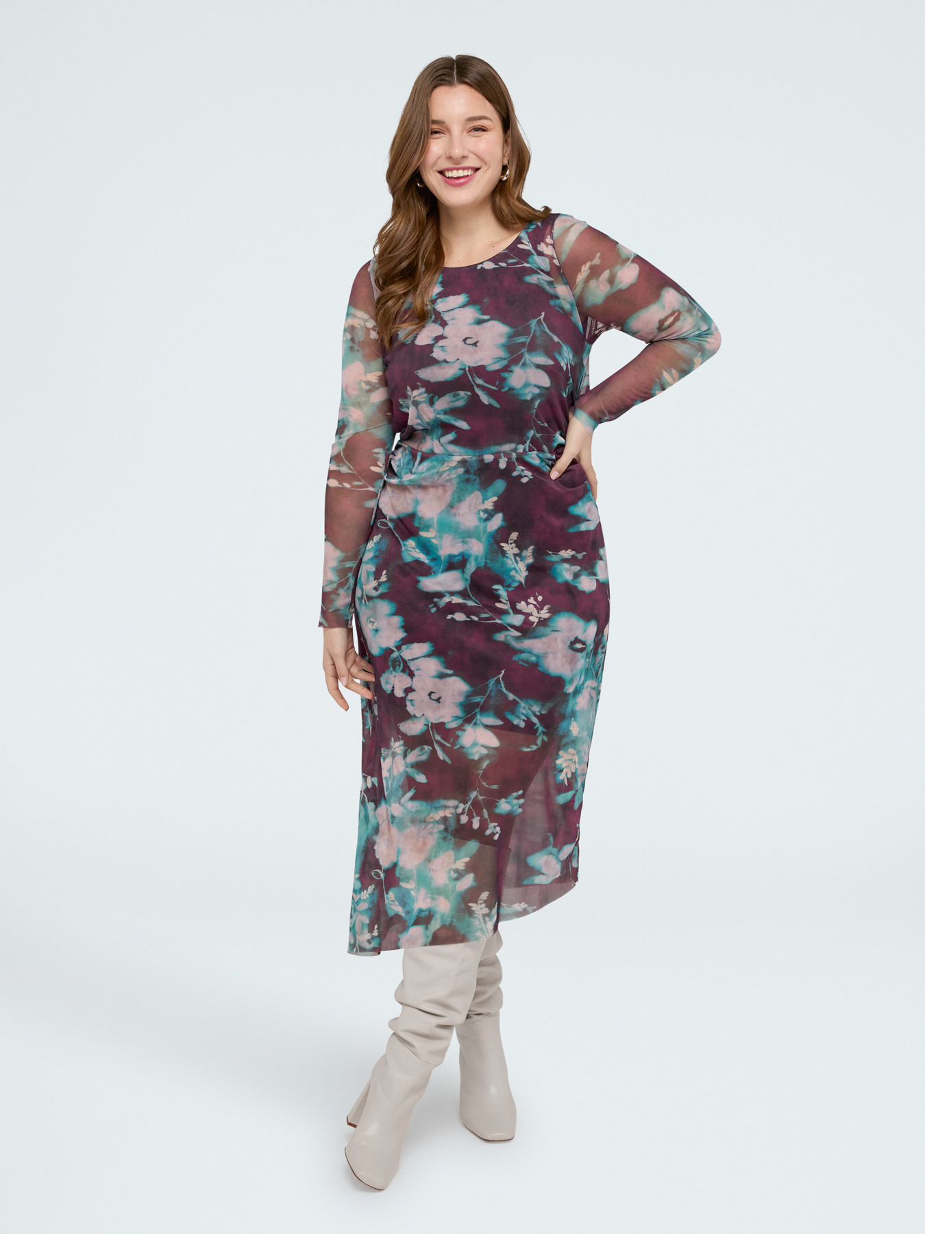 Vestido largo de tul con estampado image number 2