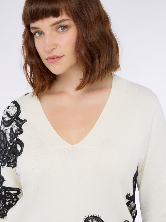 Pullover mit Spitzendetails