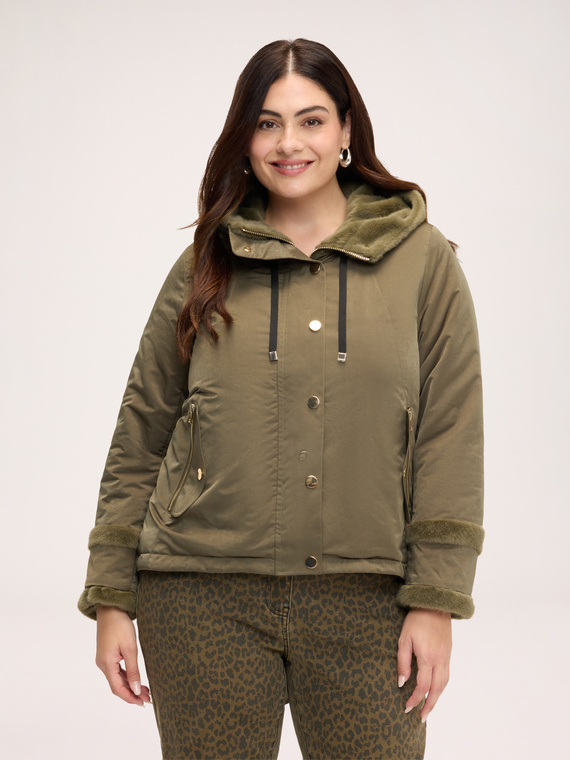 Puffer jacket with faux fur details