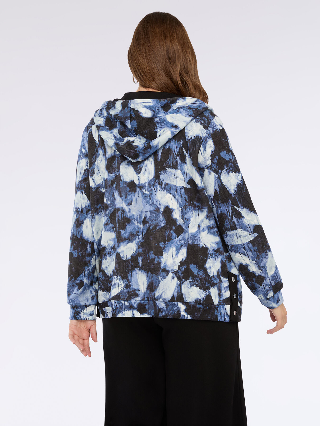 Zip-up hoodie image number 1