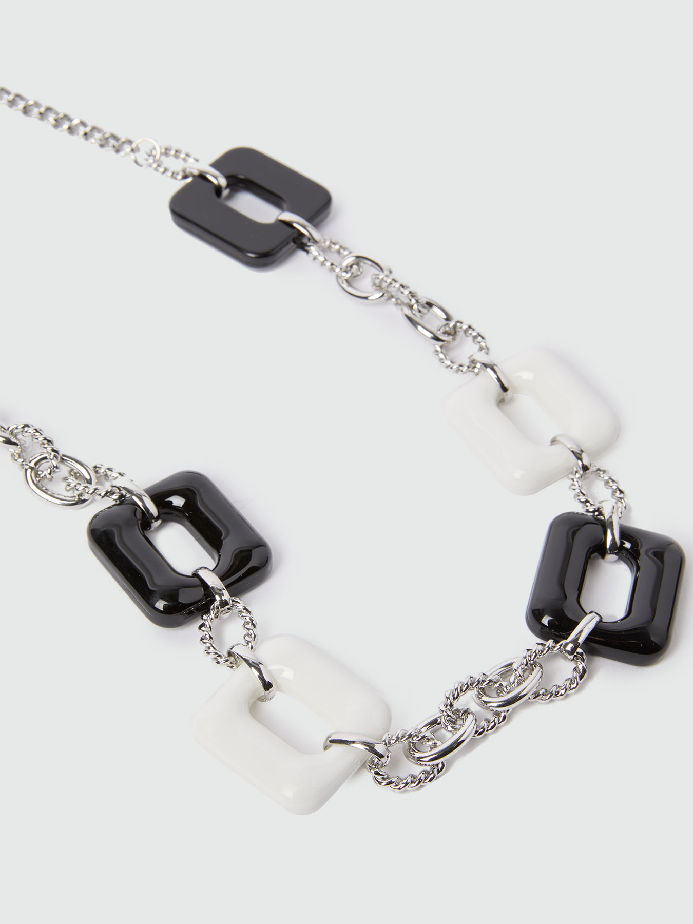 Two-tone necklace with silver chain image number 1