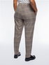 Pantalon à carreaux avec élastique à la taille image number 2