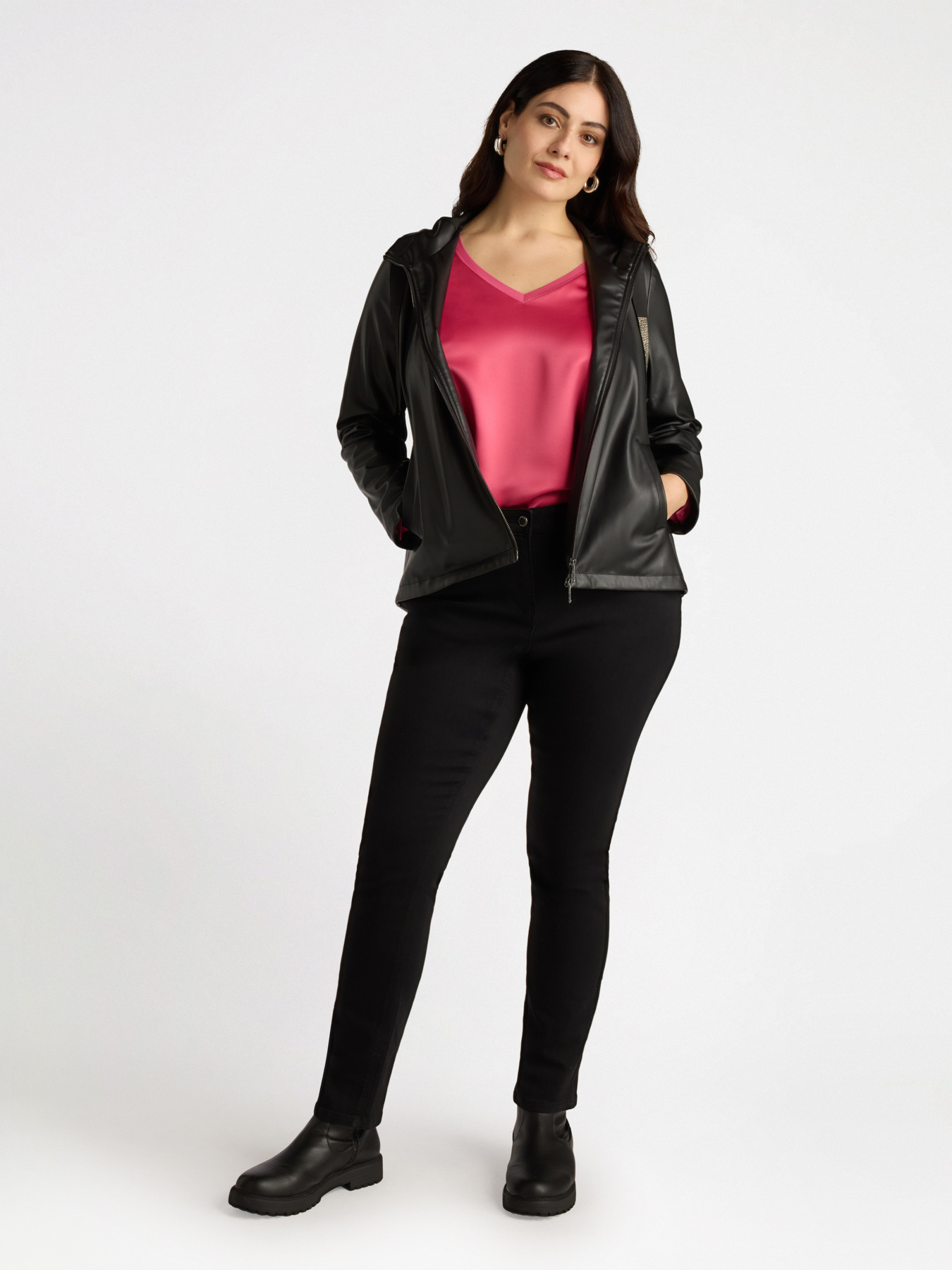 Long-sleeved dual fabric T-shirt image number 2