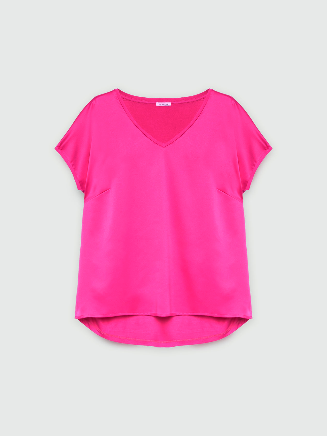 Two-material V-neck T-shirt image number 4