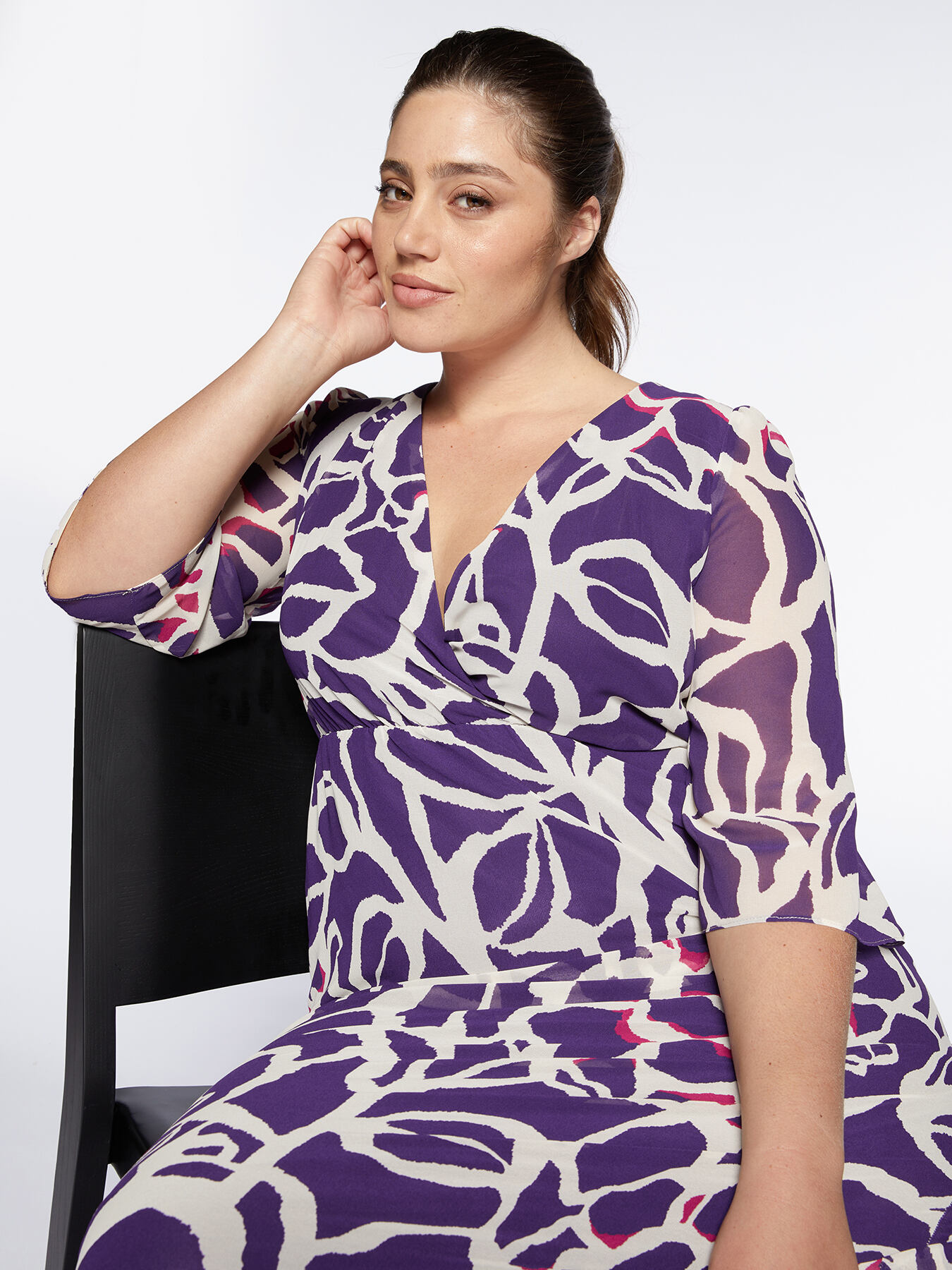 Long printed frock image number 3