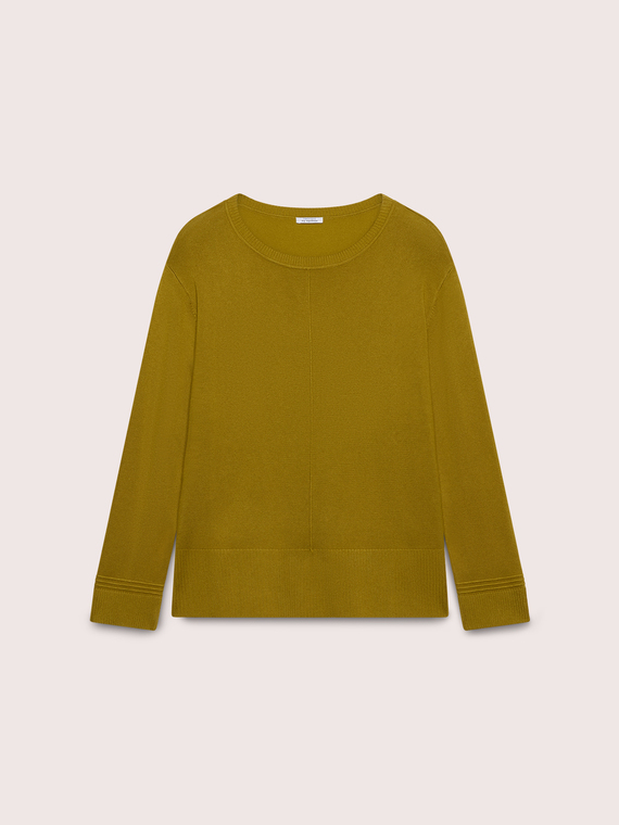 Maglia in misto viscosa con scollo a barchetta