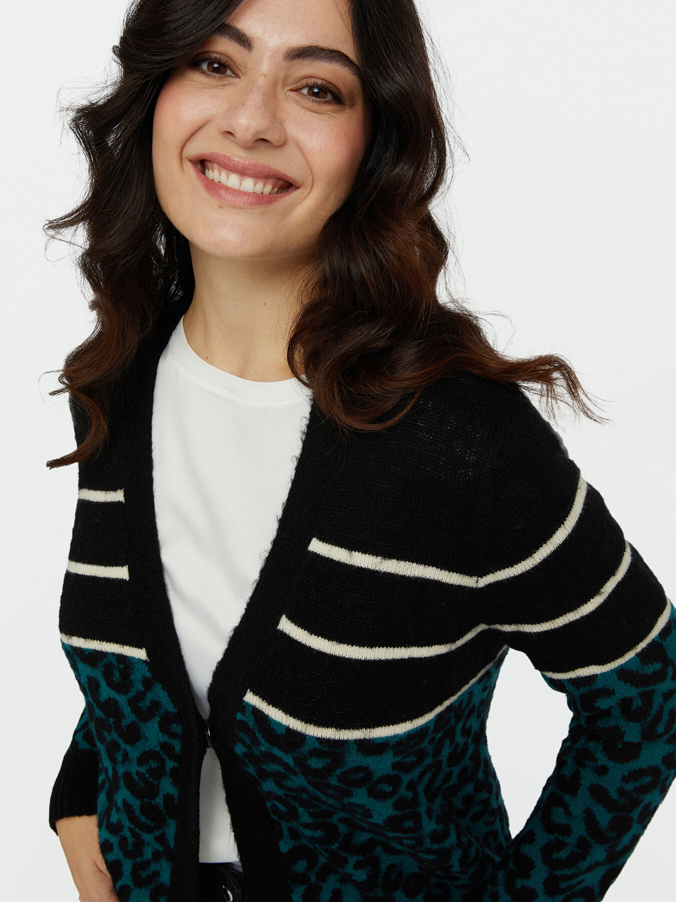 C&aacute;rdigan largo animalier con parte superior a rayas image number 2