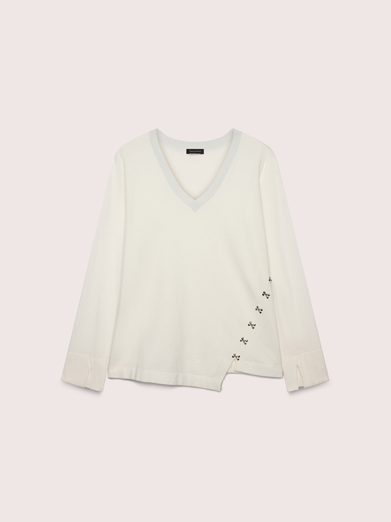 Pull en m&eacute;lange viscose avec applications m&eacute;talliques