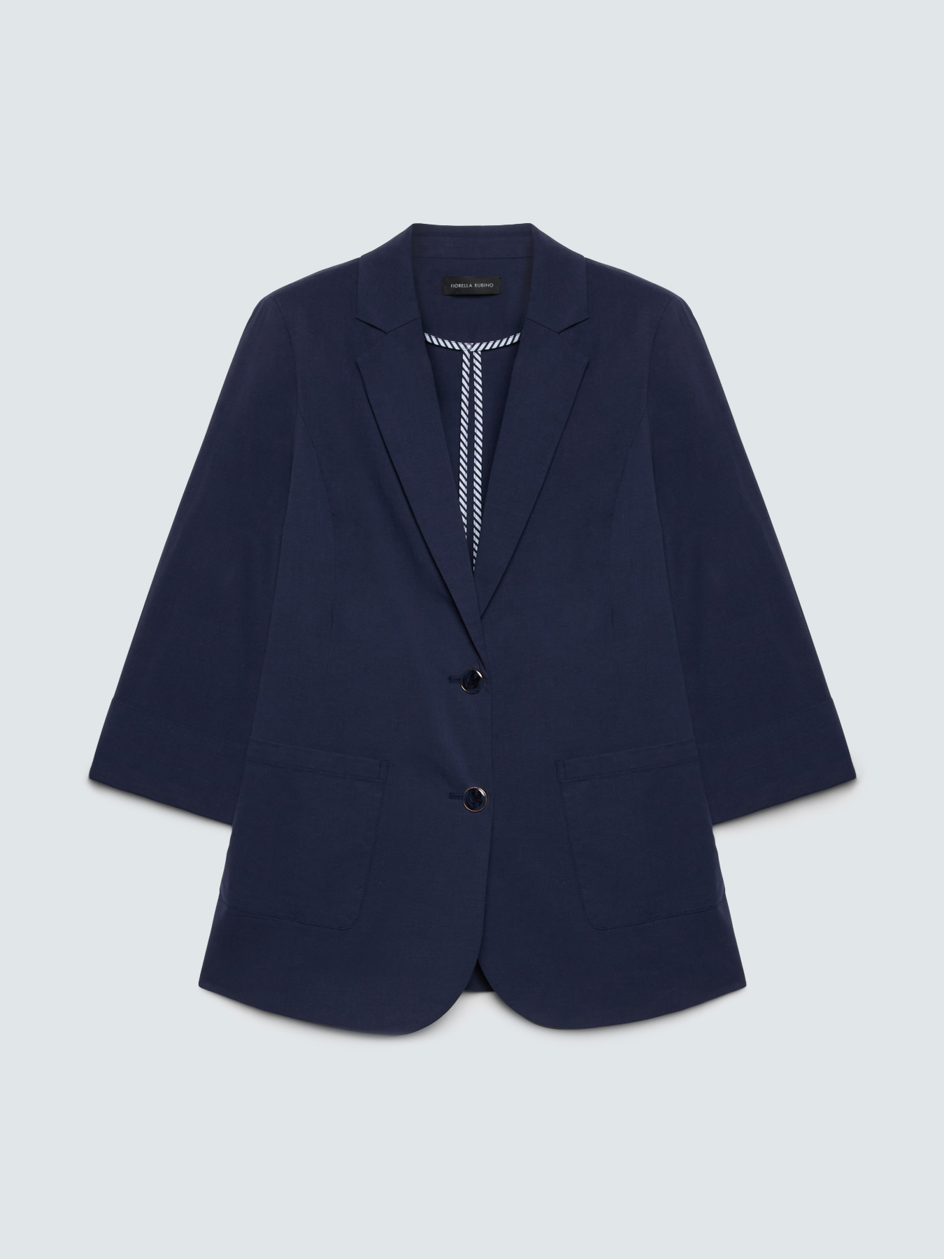 Blazer with three-quarter sleeves image number 4