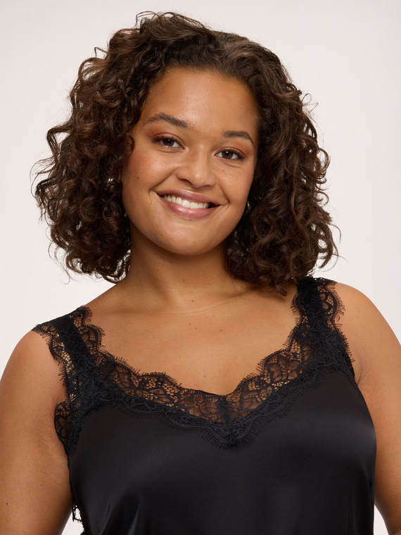 Viscose satin top with lace details