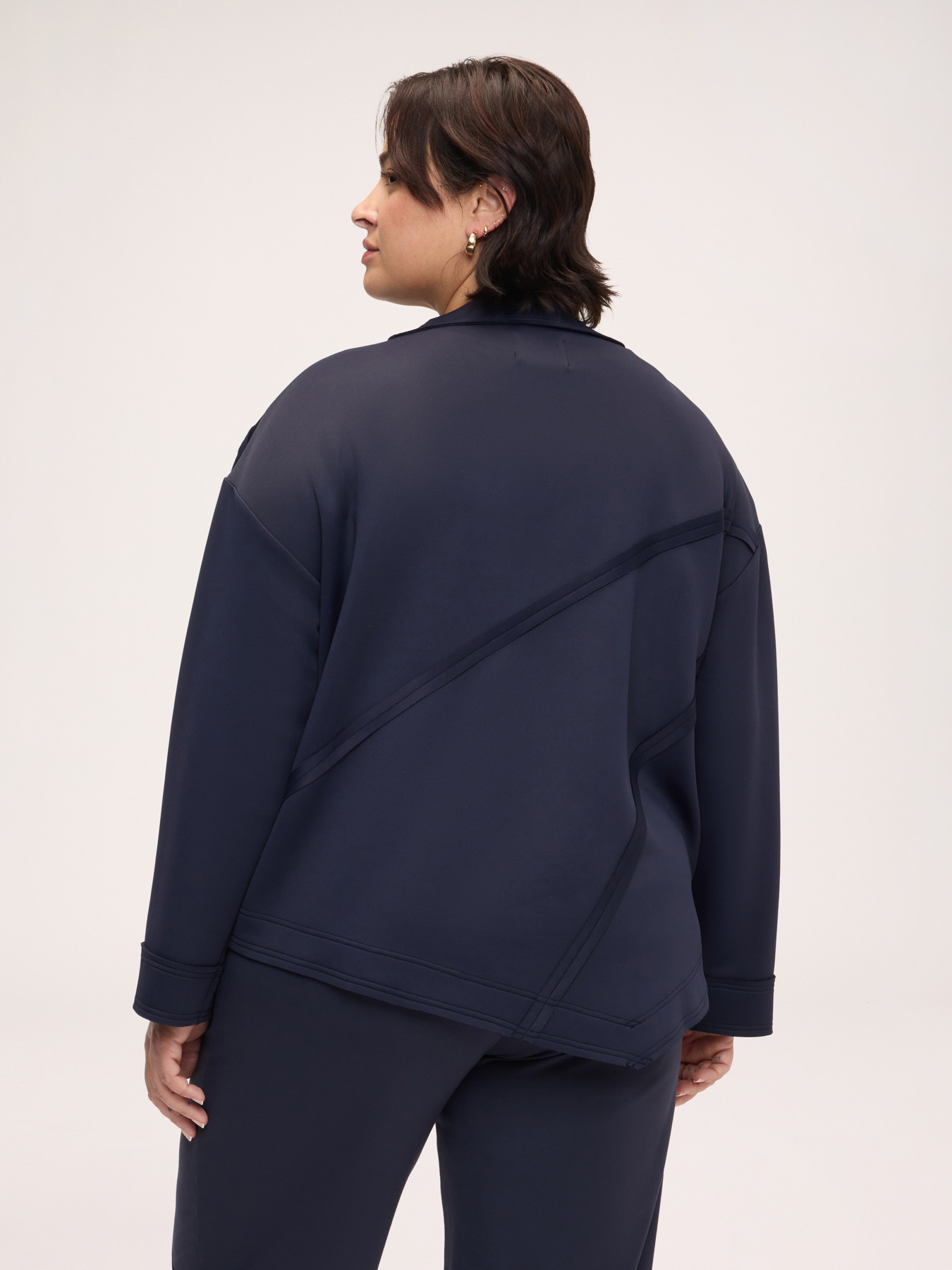 Sweatshirt mit asymmetrischem Verschluss image number 1