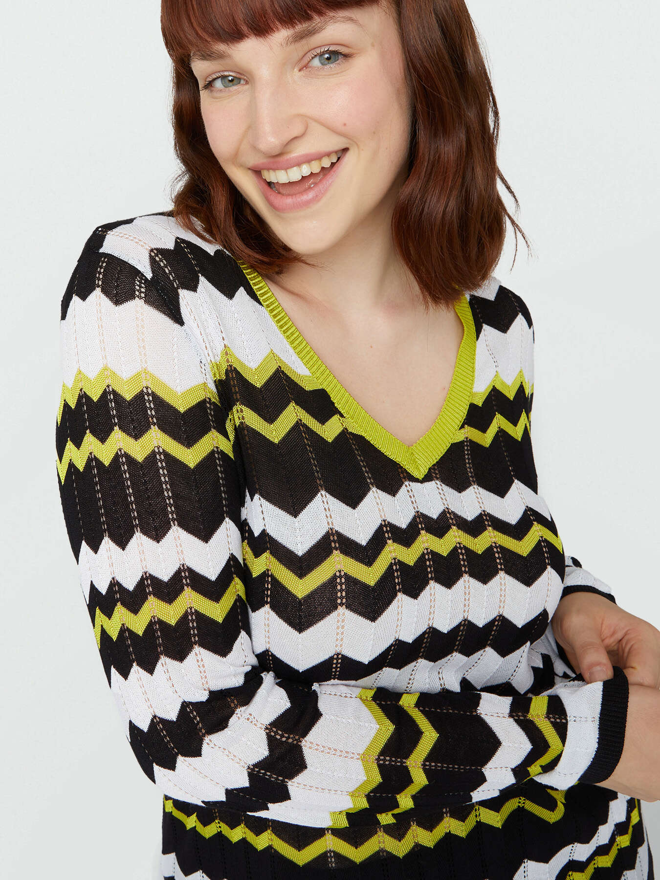 Pullover mit Chevron-Muster image number 2