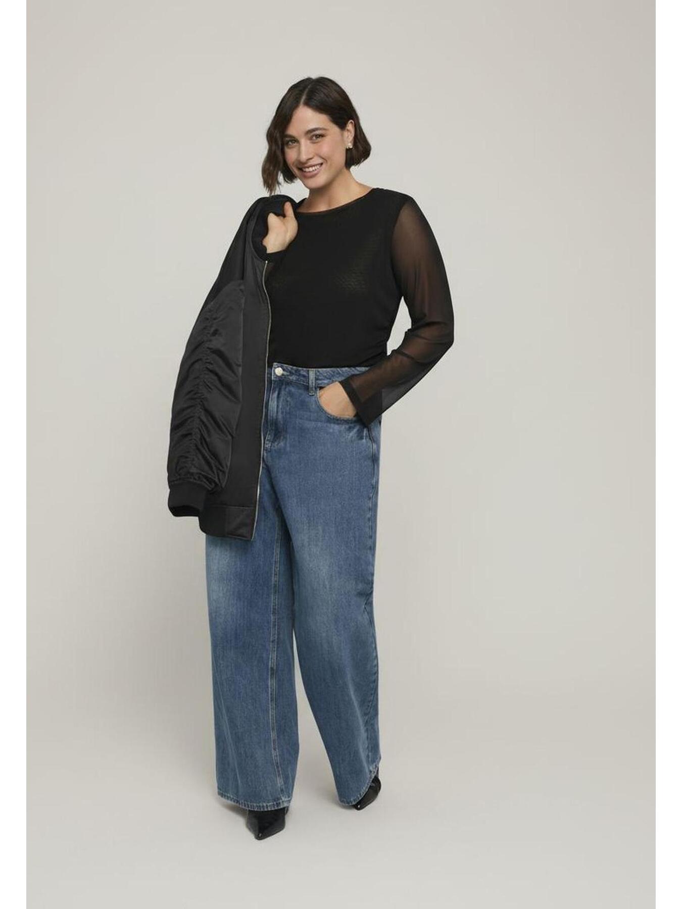 Top in tulle image number 3