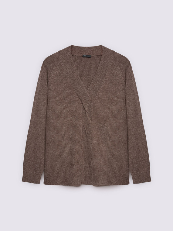 Ribbed sweater with neckline and braid decoration