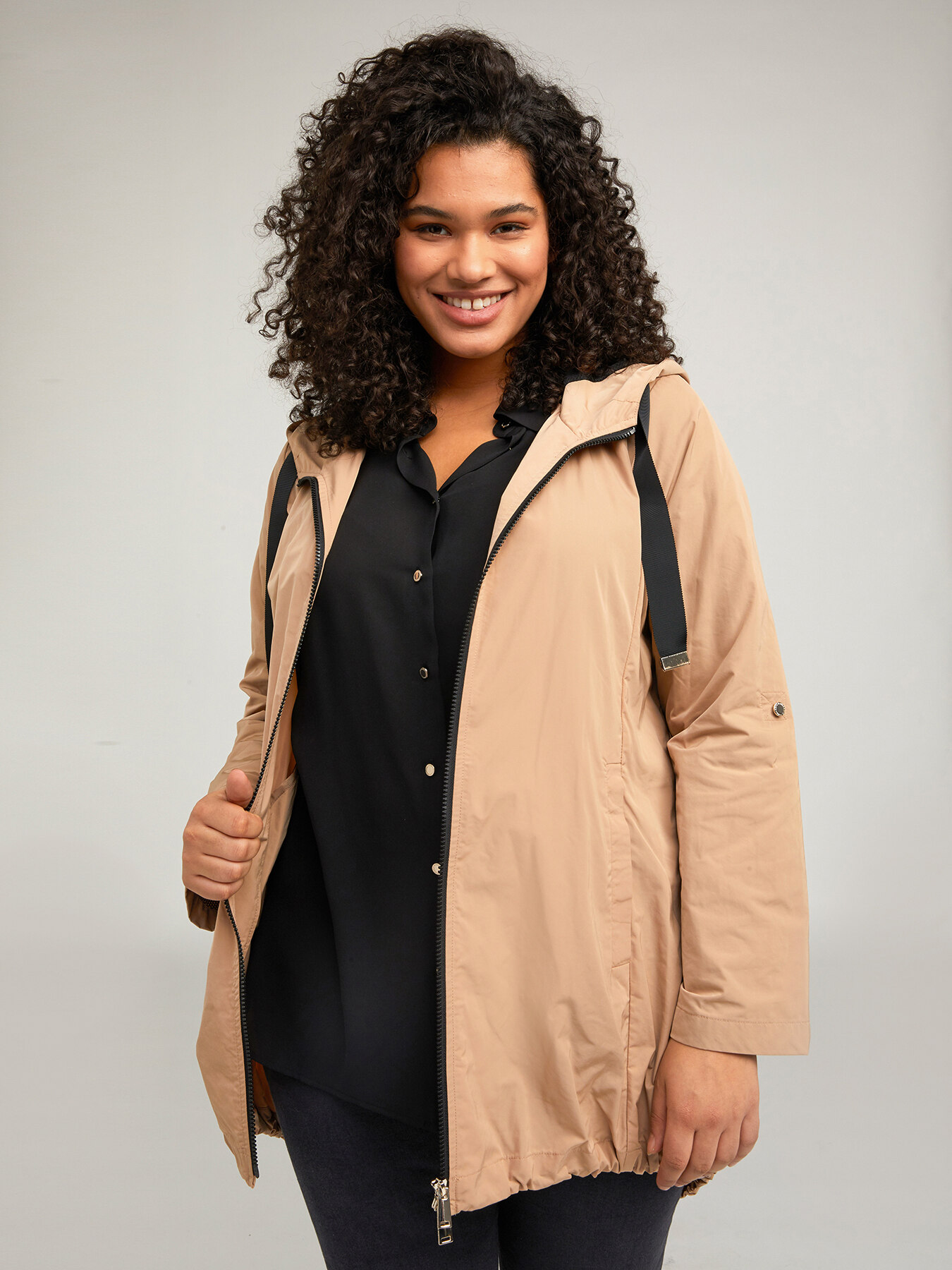 Leichter Parka mit Kapuze image number 2