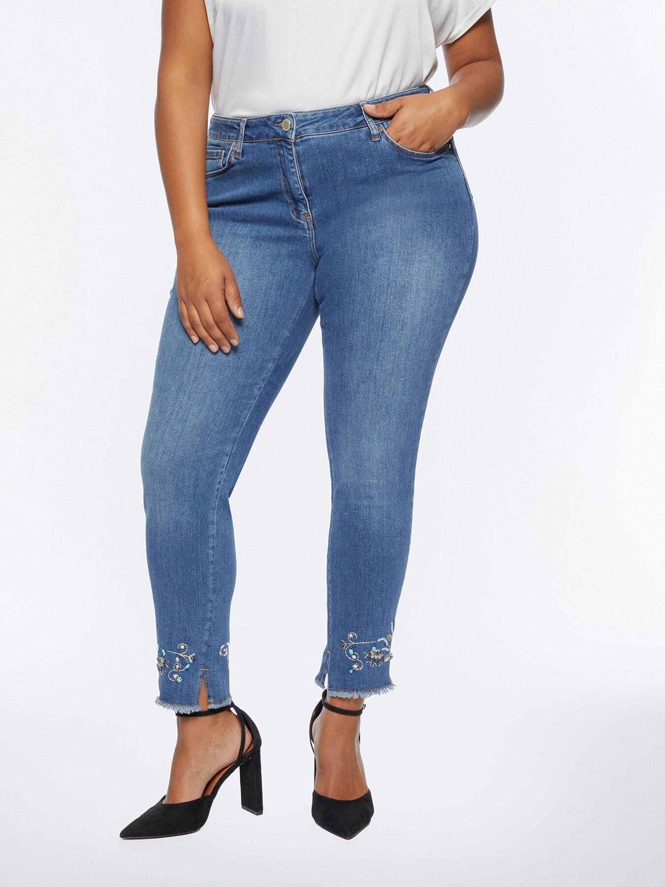 Jeans skinny Giada con ricco ricamo image number 0