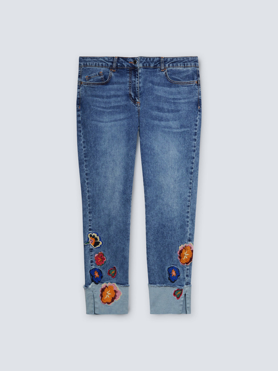 Skinny Jeans mit gestickten Blumen