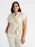 Camisa con tachuelas y nudo lateral image number 2