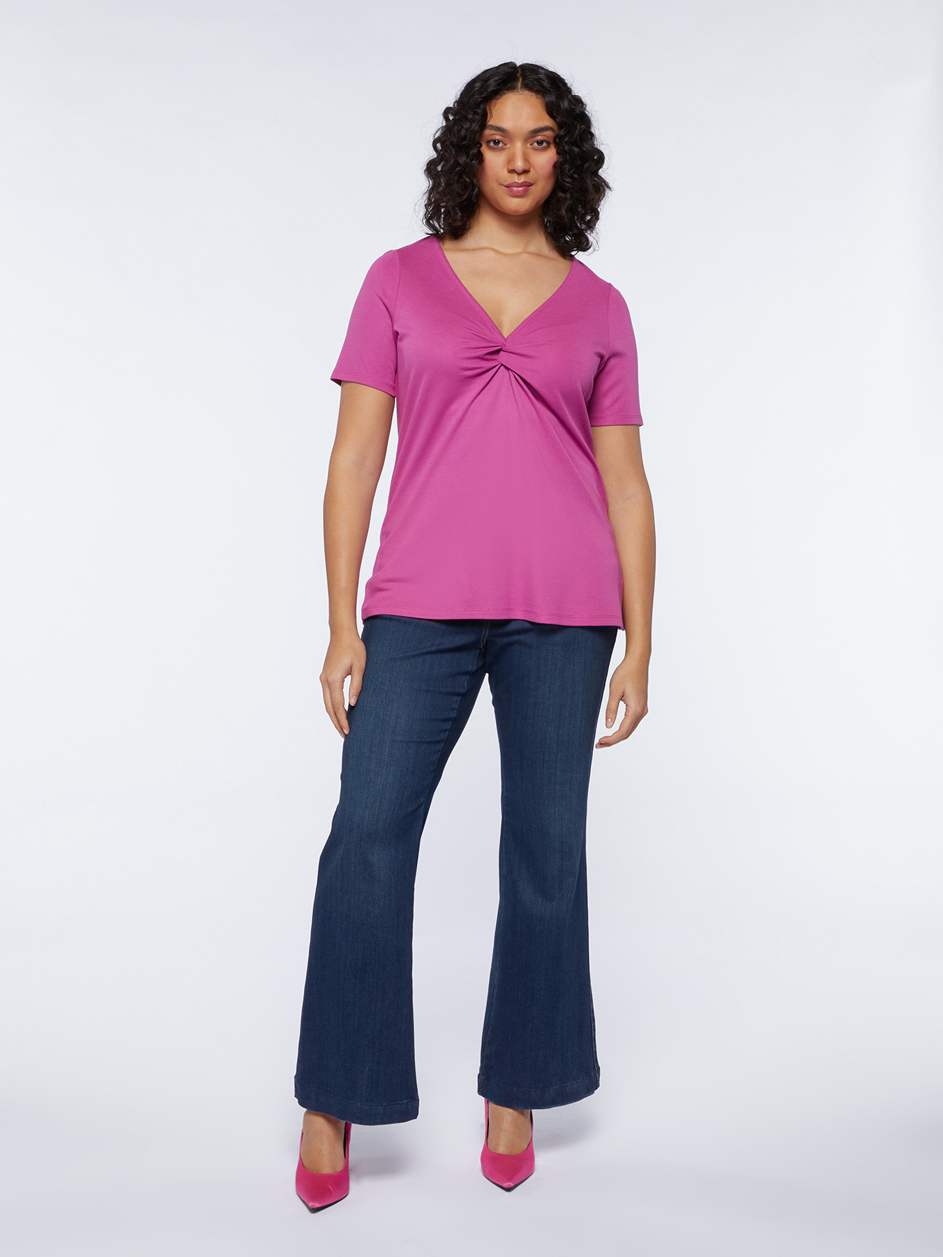 T-shirt avec n&oelig;ud sur le devant image number 2