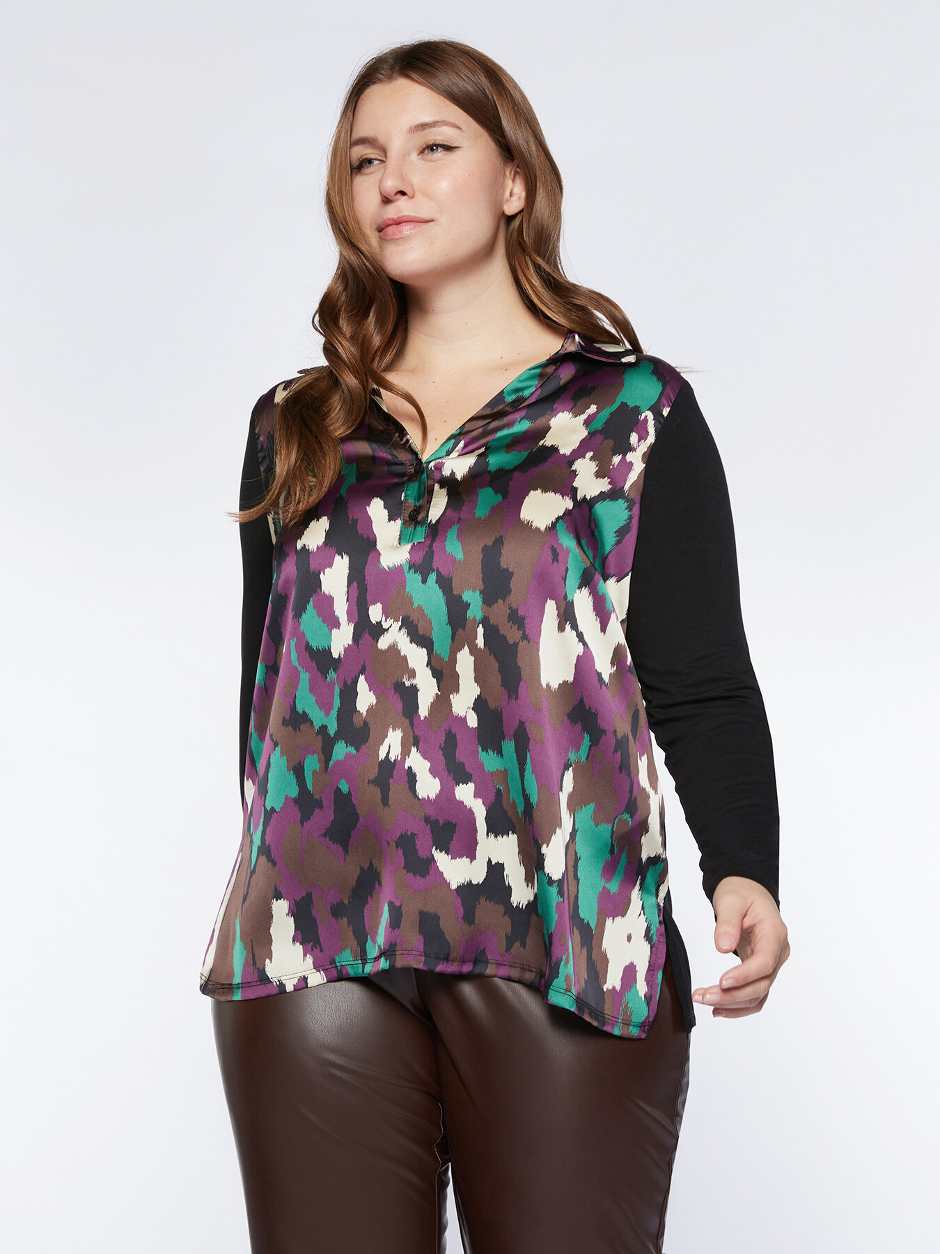 Camiseta con estampado camuflaje image number 0