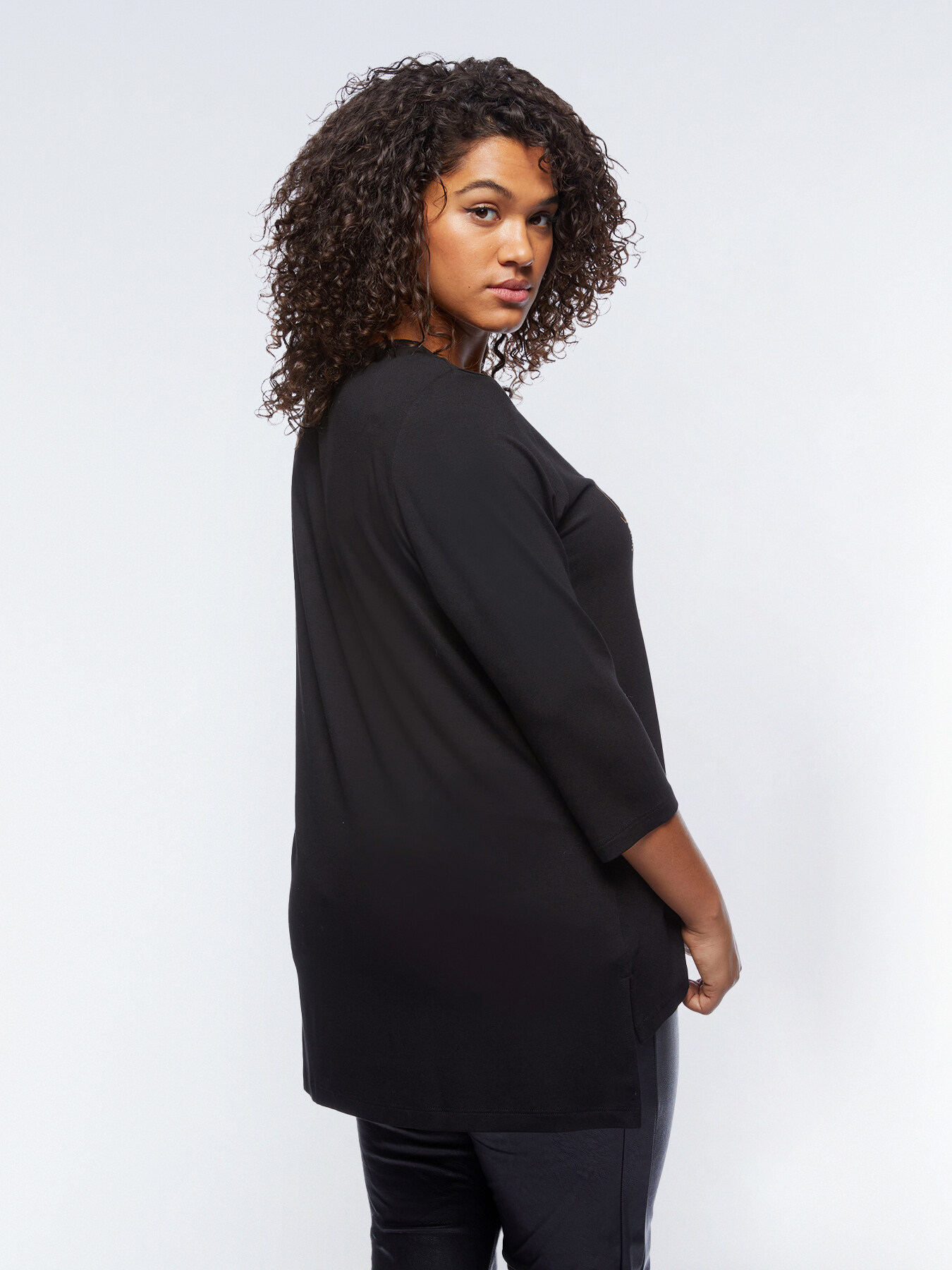 Camiseta con texto image number 1