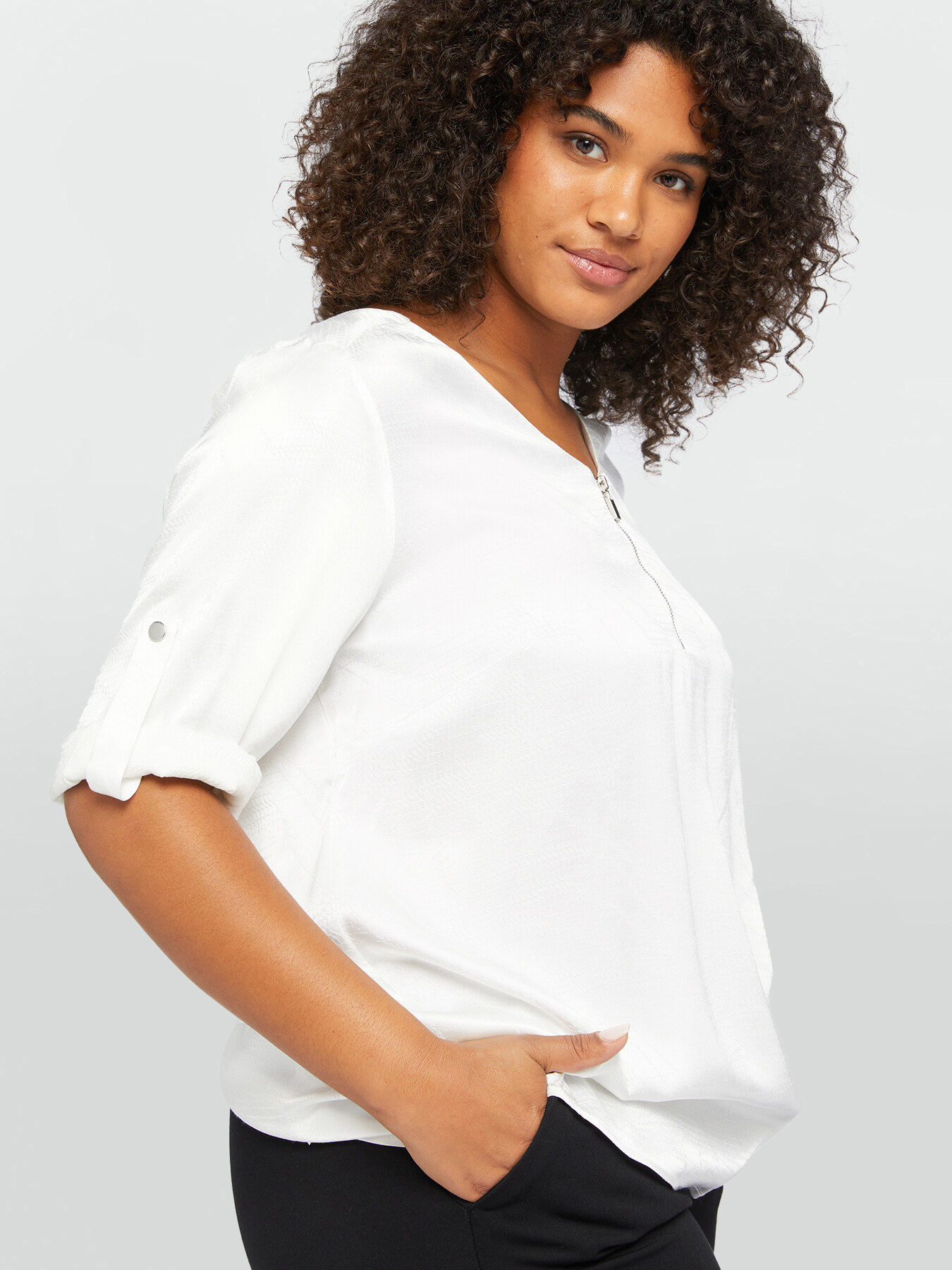 Blouse with front zip image number 3