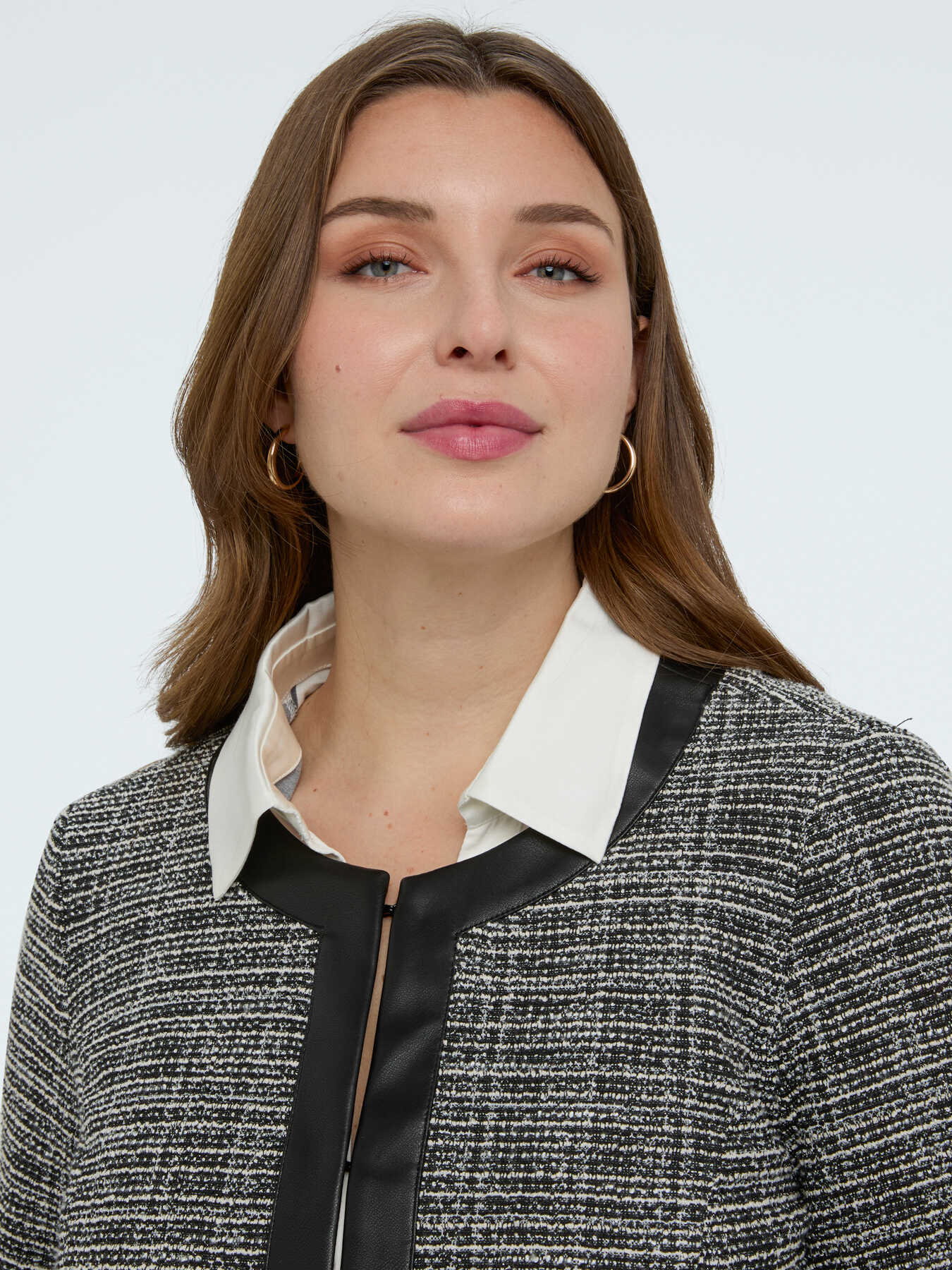 Boucl&eacute;-Stoffjacke image number 2