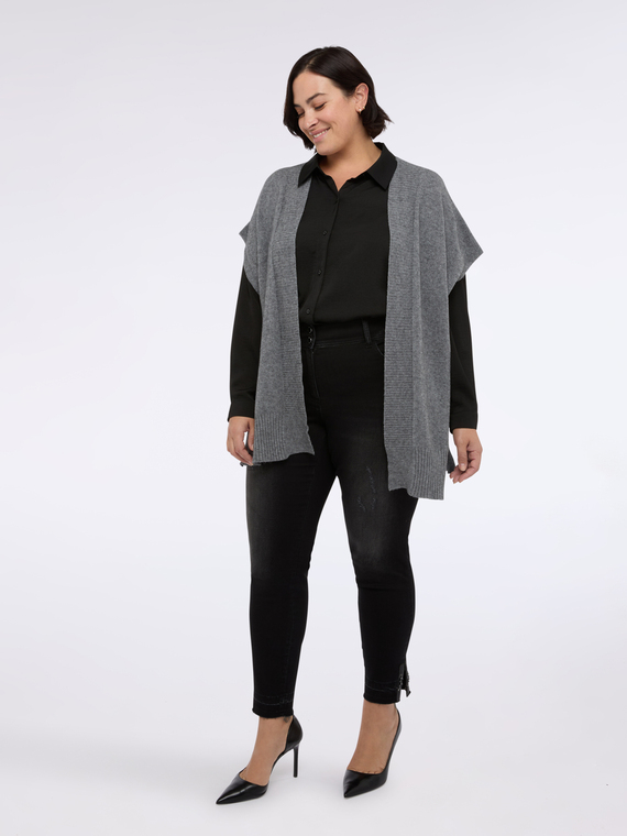 Mixi fine knit vest with kimono sleeves