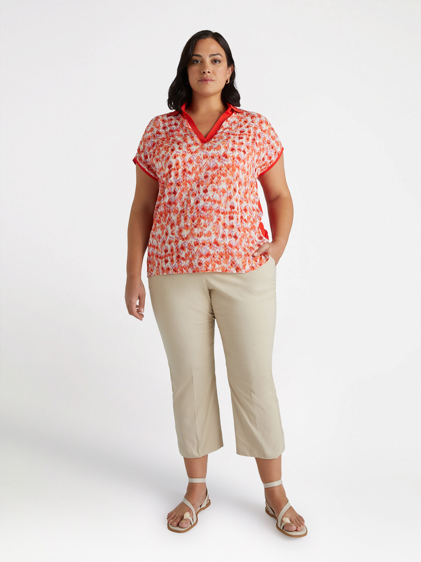 Cropped trousers image number 2