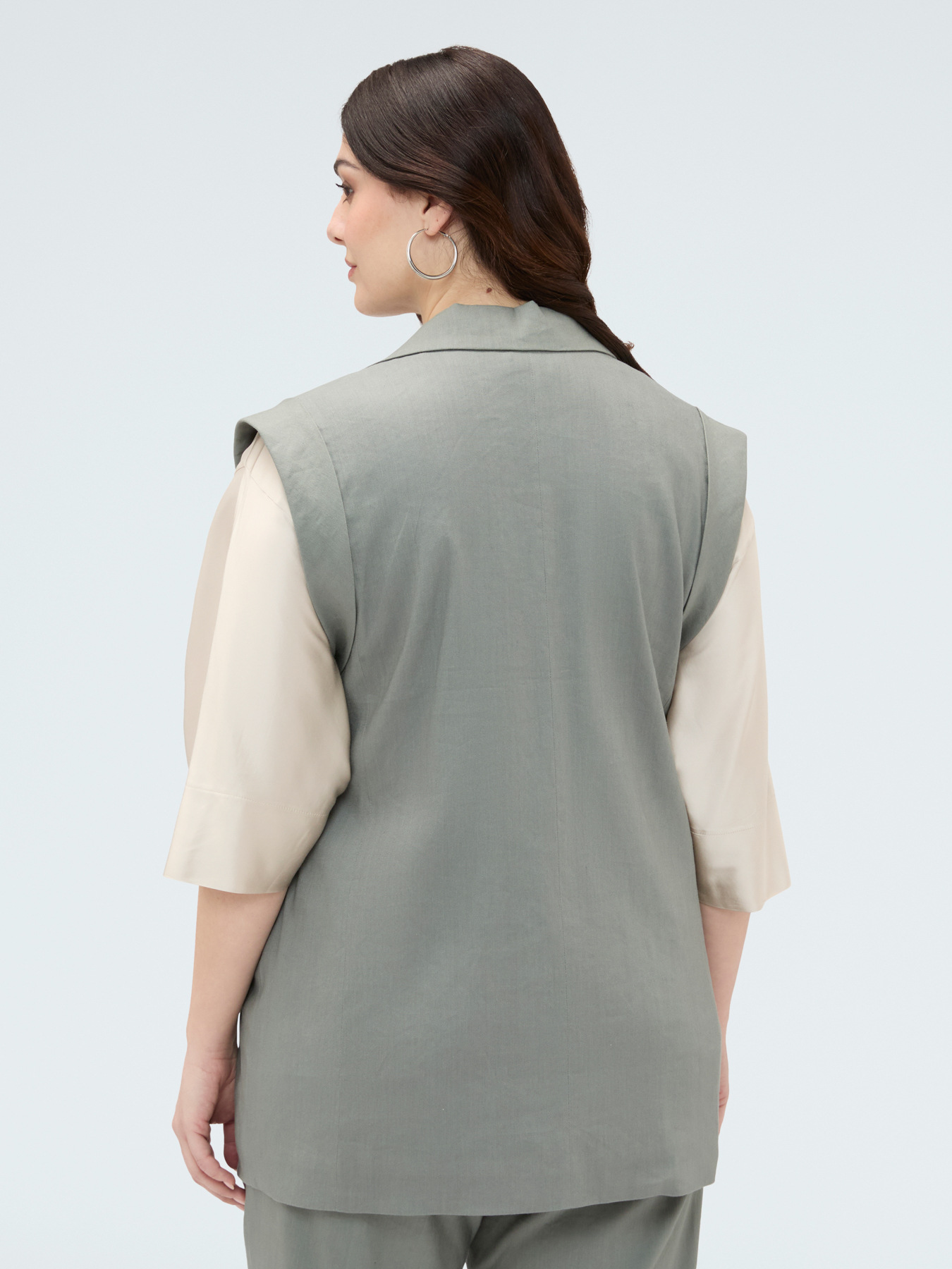 Gilet sartoriale in misto lino image number 3