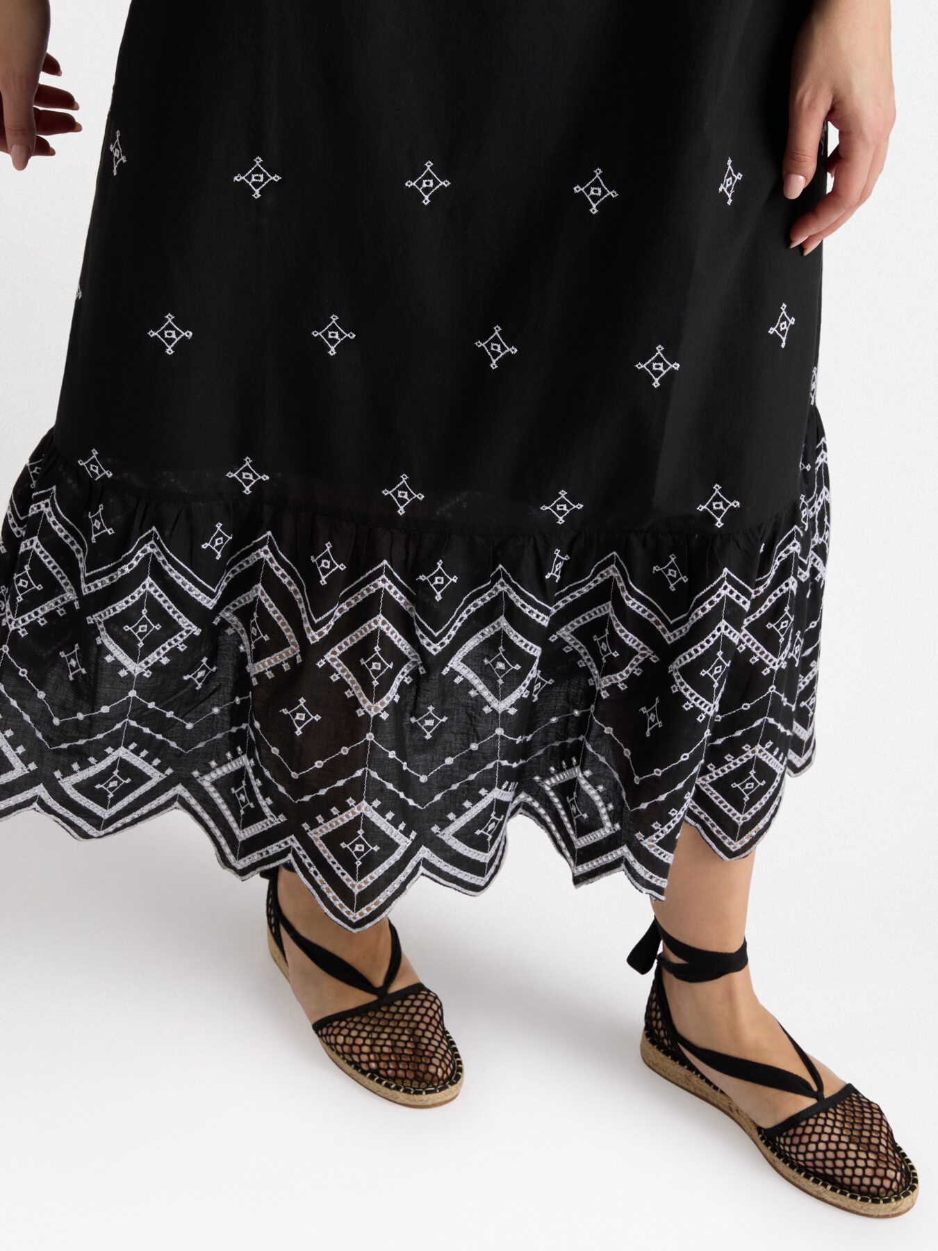 Long ethnic off the shoulder dress image number 3