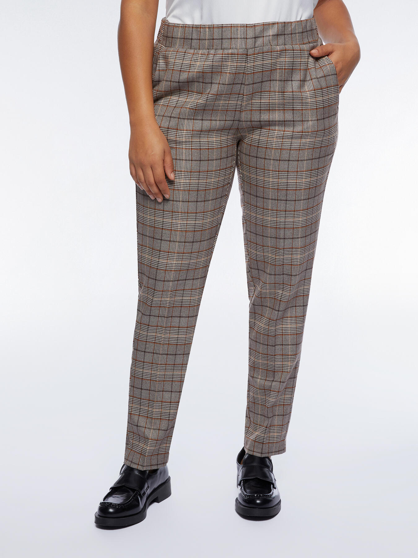 Pantalon à carreaux avec élastique à la taille image number 0