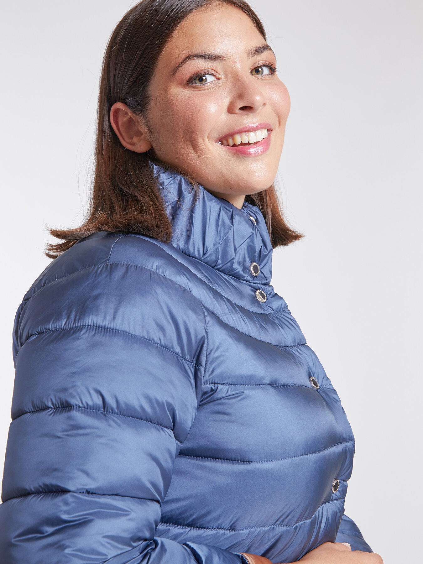 Piumino light weight con collo arricciato image number 2