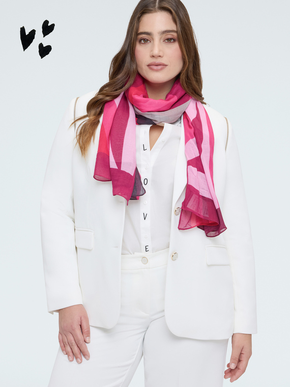 Long scarf with colorful print