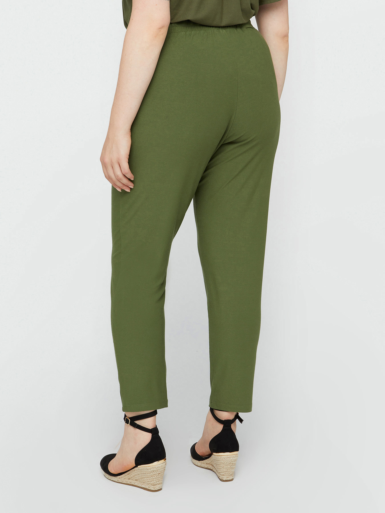 Pantaloni joggers image number 2