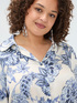 Floral print shirt with knot image number 3