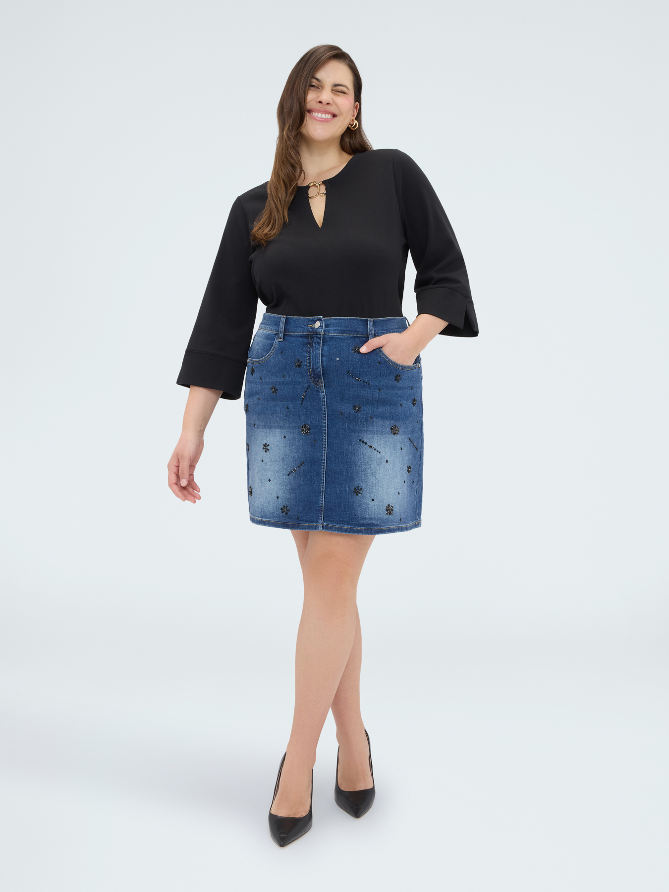 Sweat en jersey avec d&eacute;tail sur l'encolure image number 2