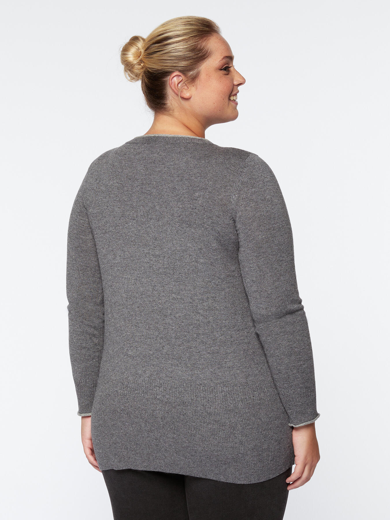 Pullover mit Bord&uuml;ren in Kontrastfarbe und Schlitz am Saum image number 1