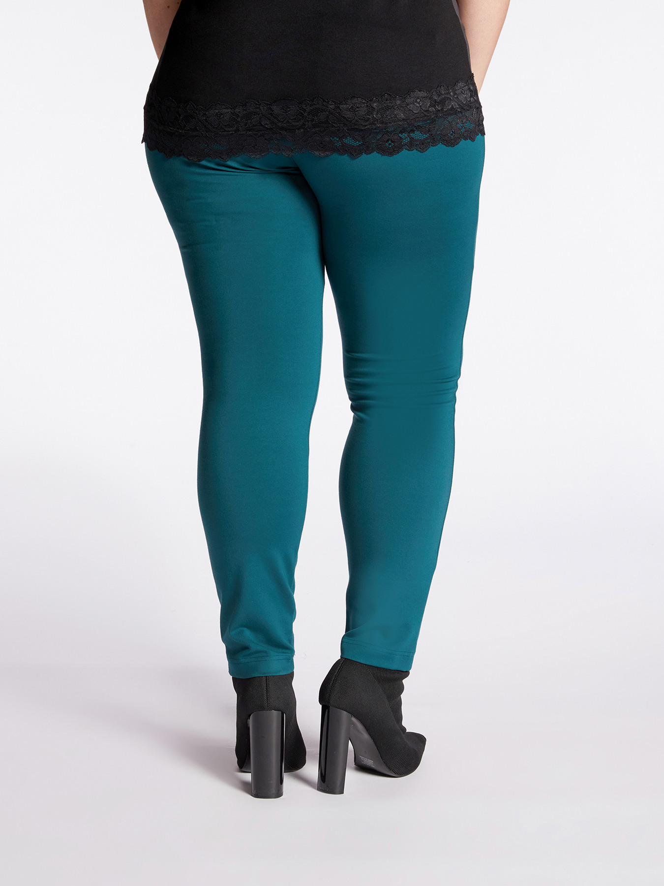 Pantalon skinny en maille Milano image number 2