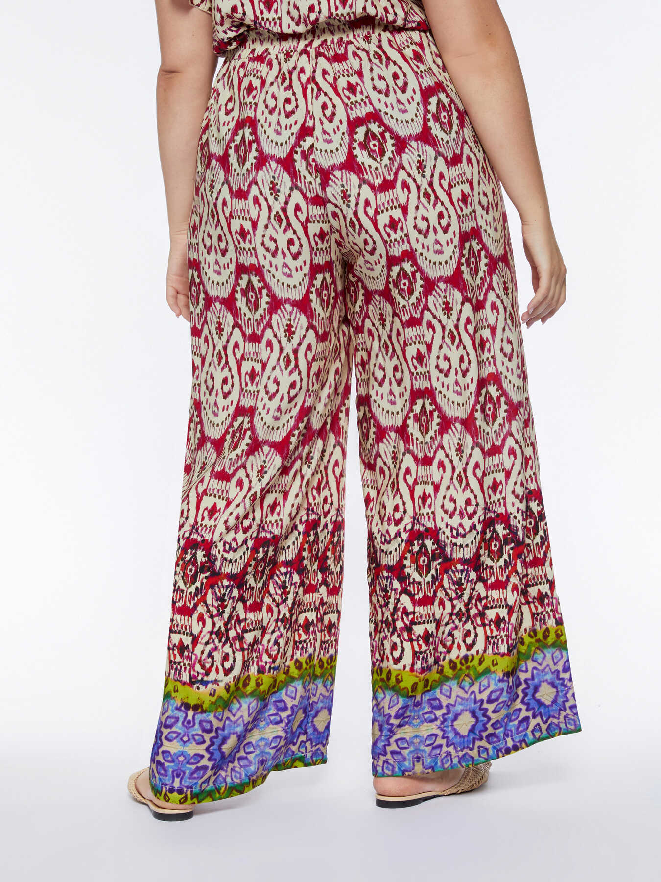 Weite Hose mit Ethno-Druck image number 1