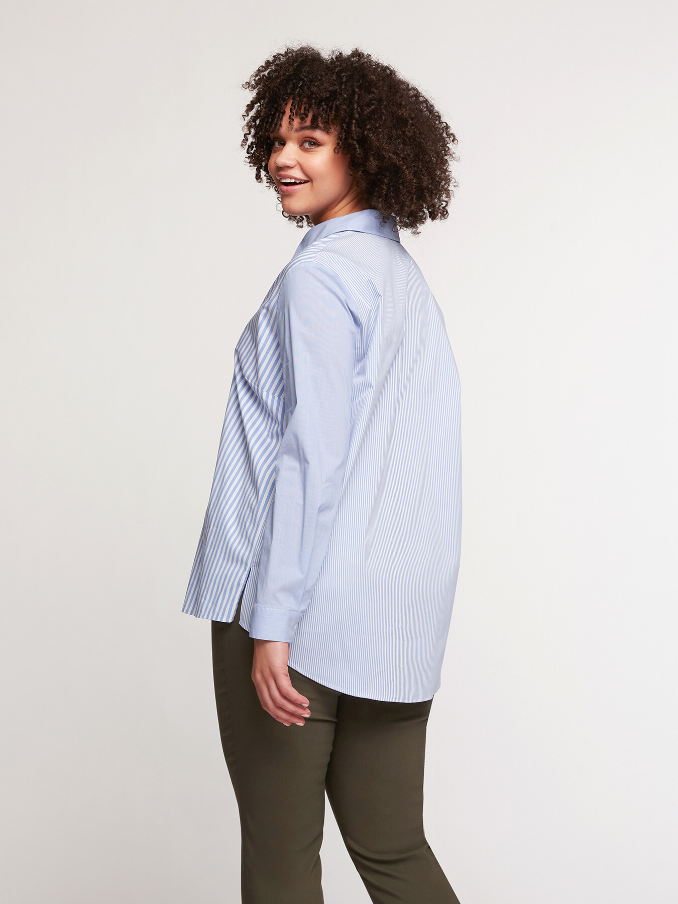 Chemise avec m&eacute;lange de rayures image number 1