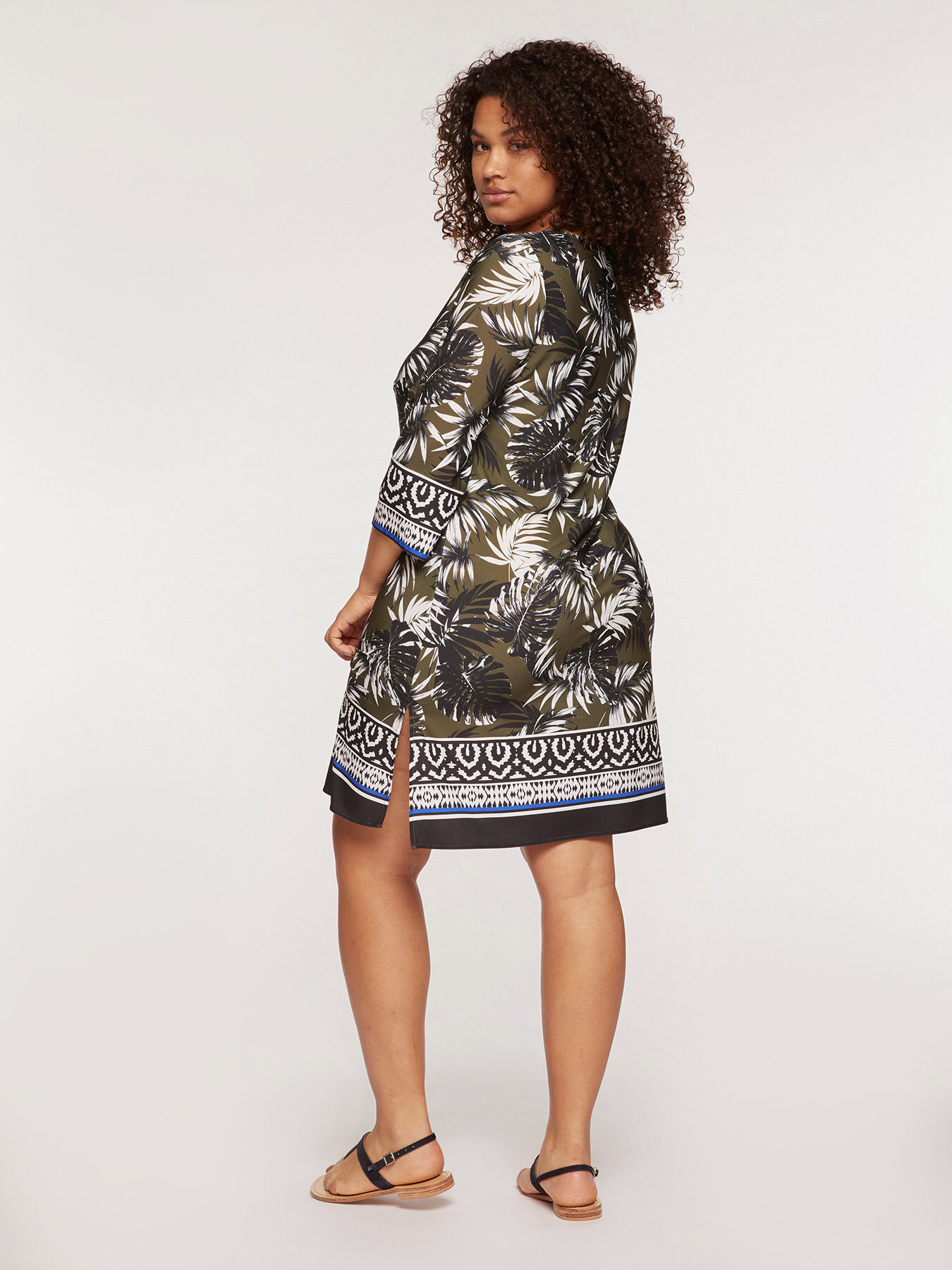 Vestido beachwear estampado image number 1