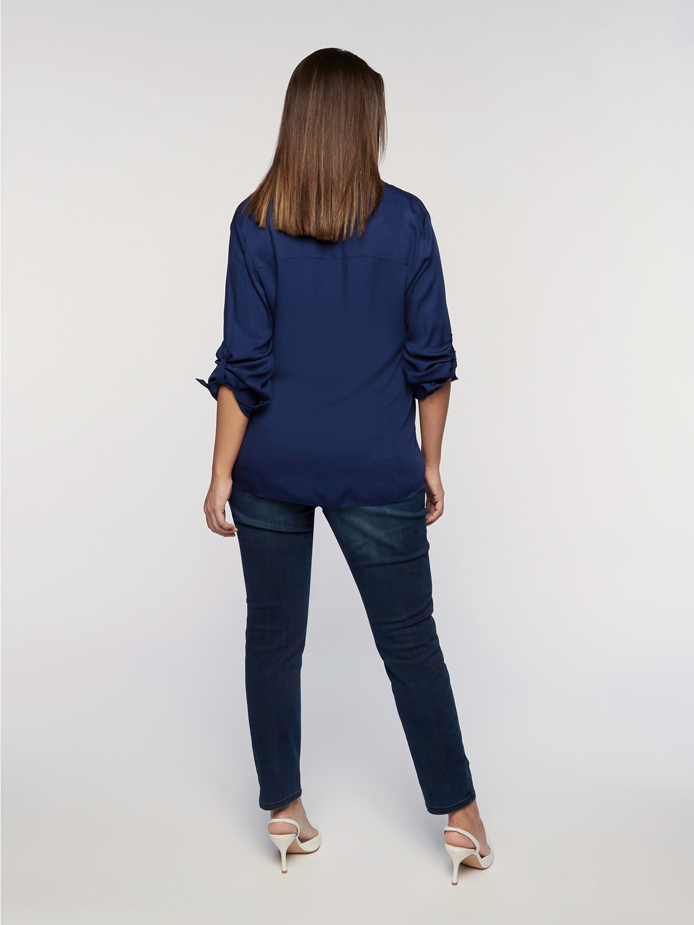 Blusa abierta delante image number 1