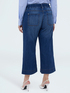 Cropped Jeans mit Kettendetail an den Taschen image number 1