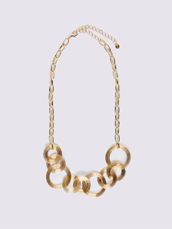 Necklace with round pendants