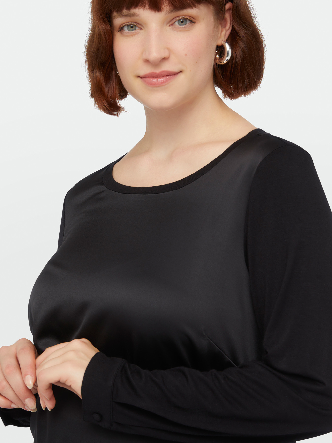 Long-sleeved dual fabric T-shirt image number 3