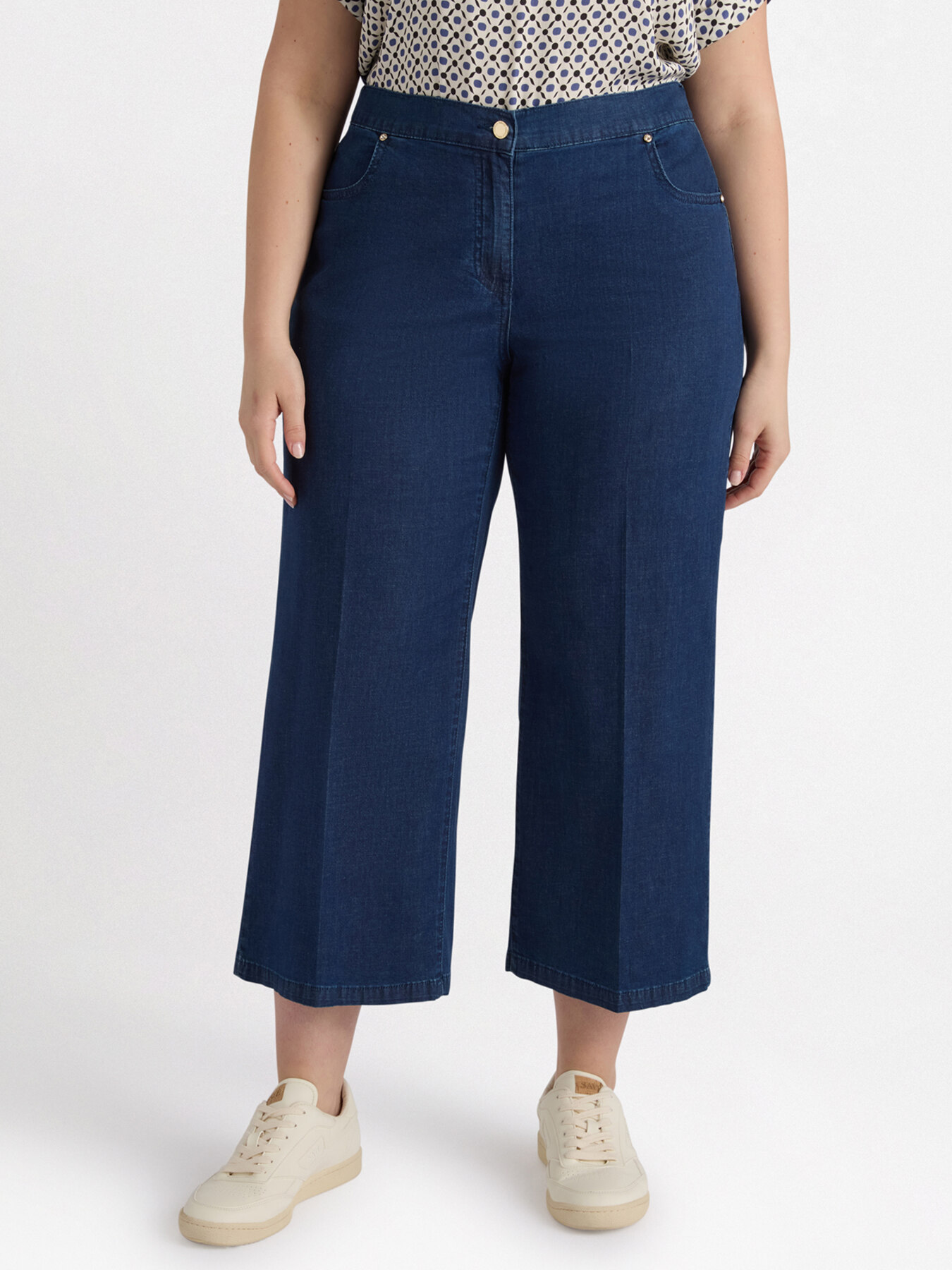 Cropped jeans image number 2